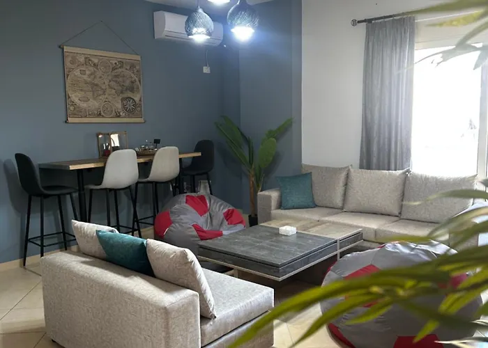 Gjonis House Appartement *